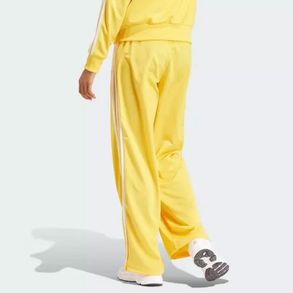 Adidas Originals Women's BOLD GOLD Firebird Loose Track Pants IP0641 - Picture 2 of 5